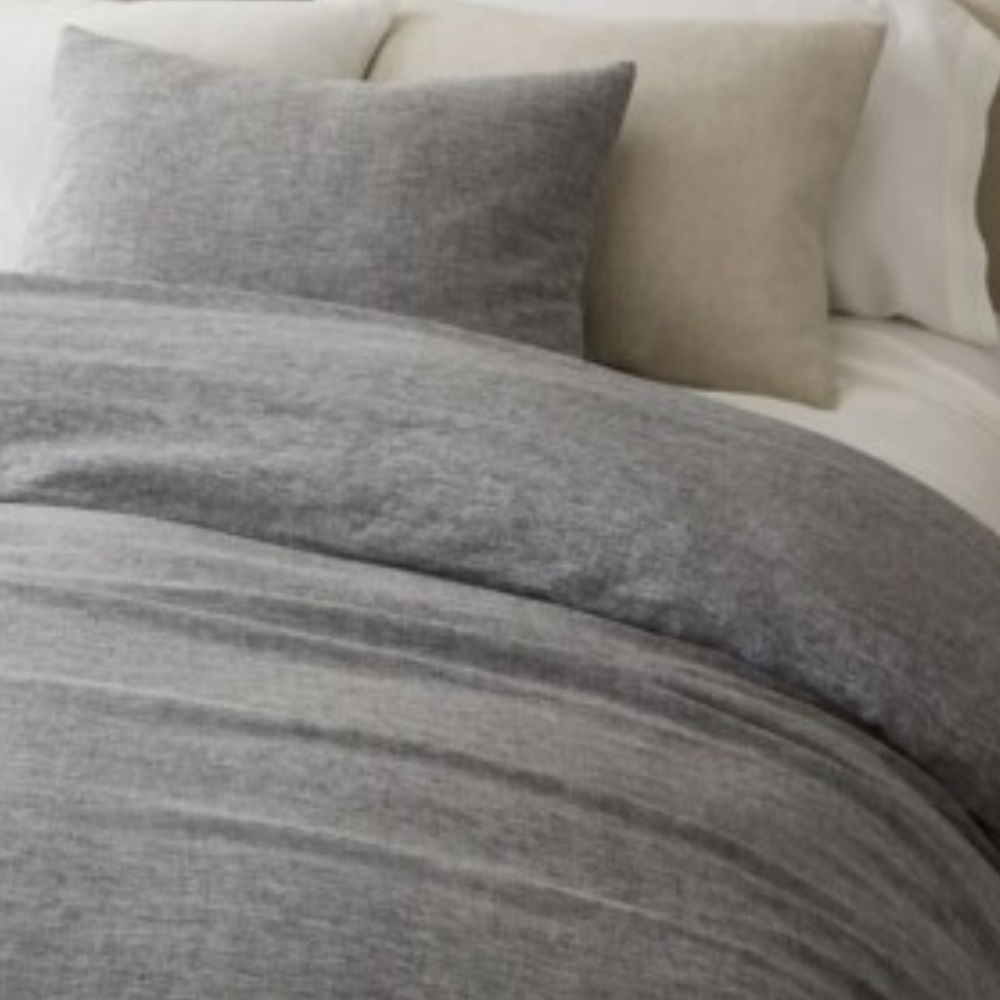 West Elm Heather Gray Linen Duvet Cover . 88”92”